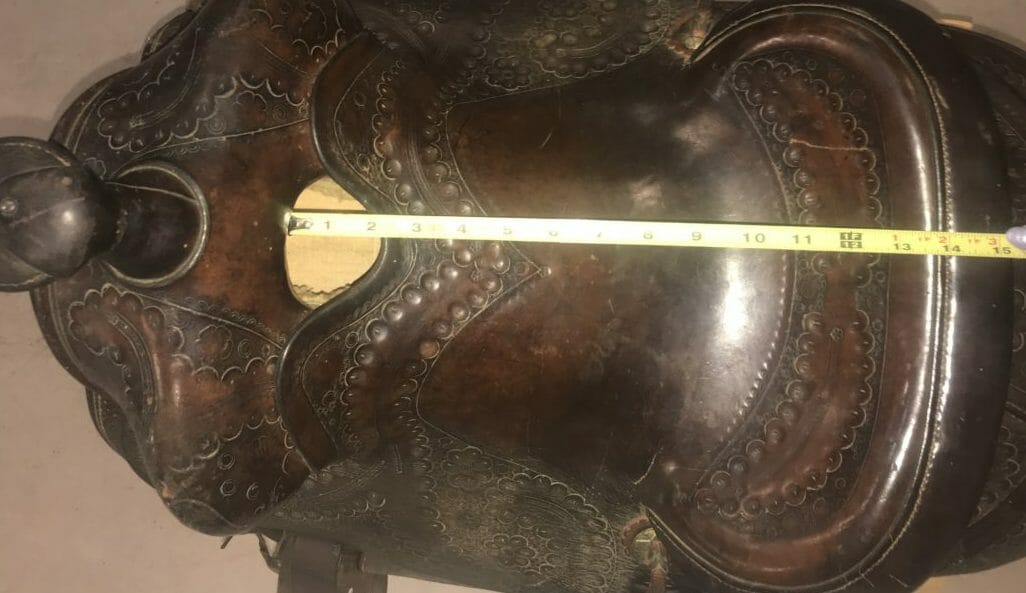 Louis Vuitton Saddle - 14 For Sale on 1stDibs