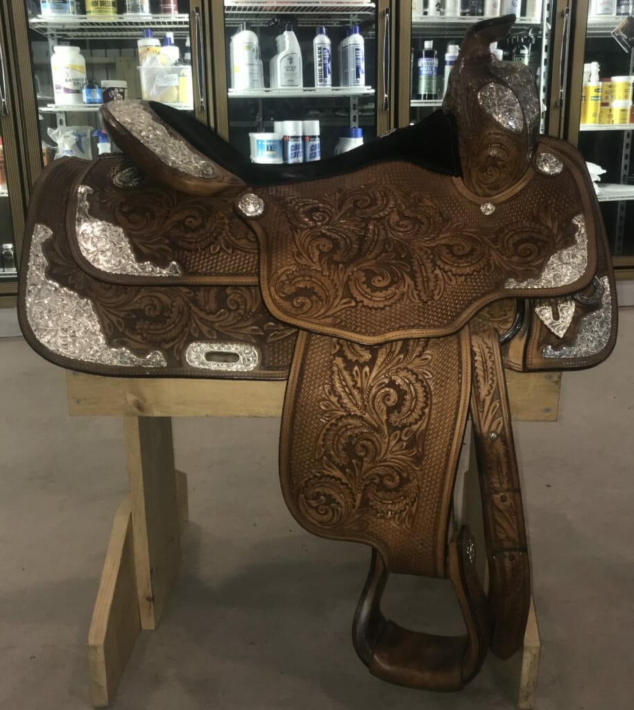 1402 Western Pleasure Show Saddle, 16" The Trainer's Loft