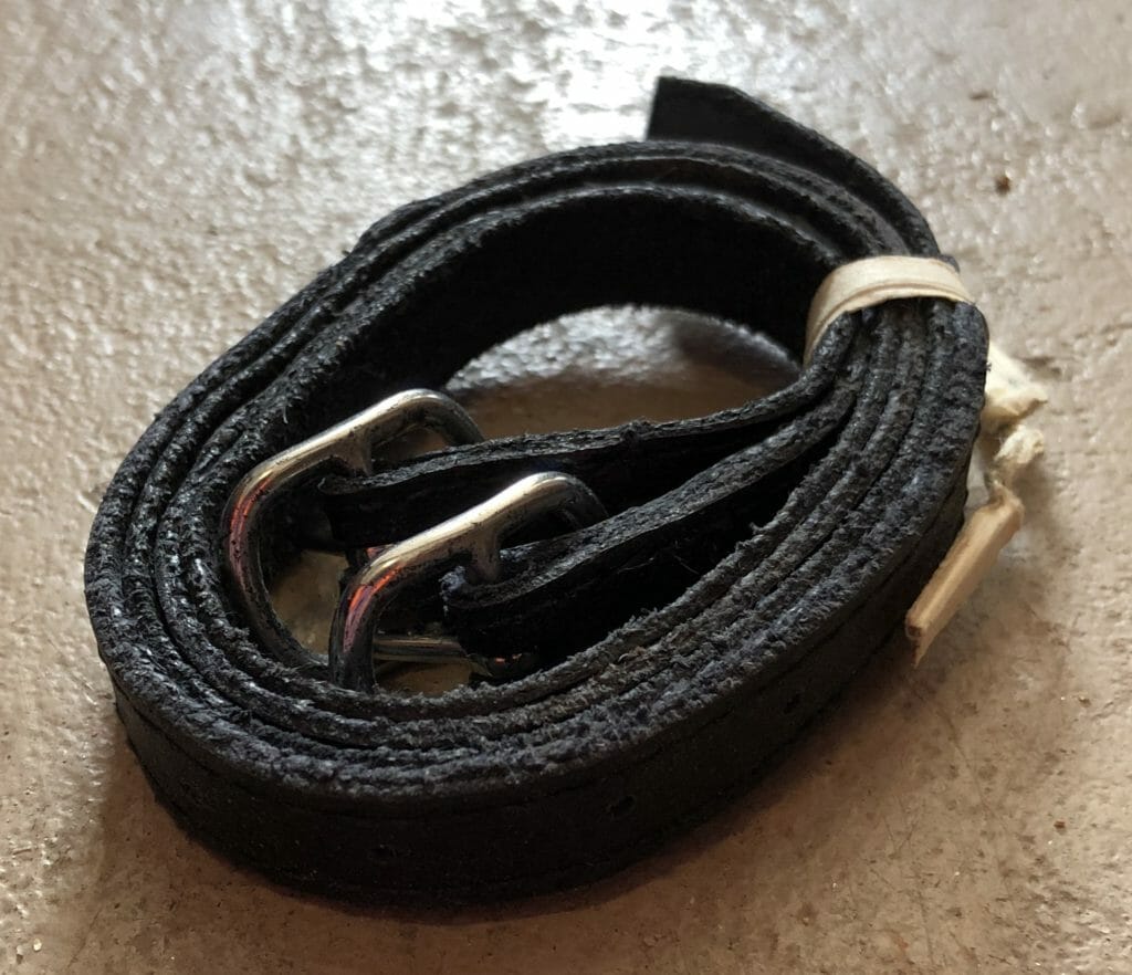 1440 Leather English Spur Straps, Black The Trainer's Loft