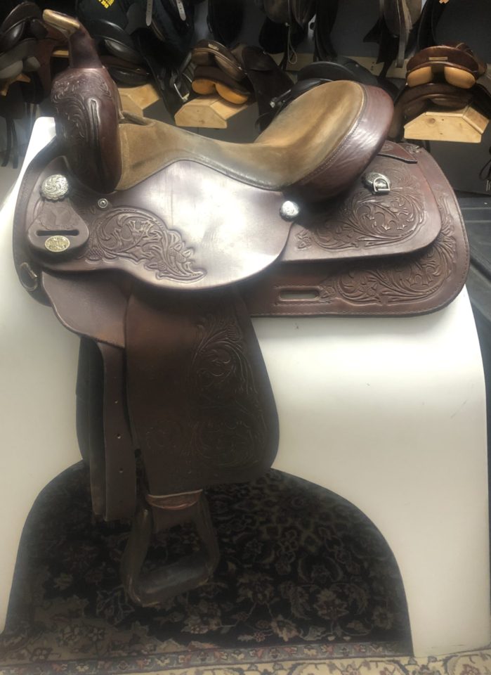 circle y park and trail saddle new