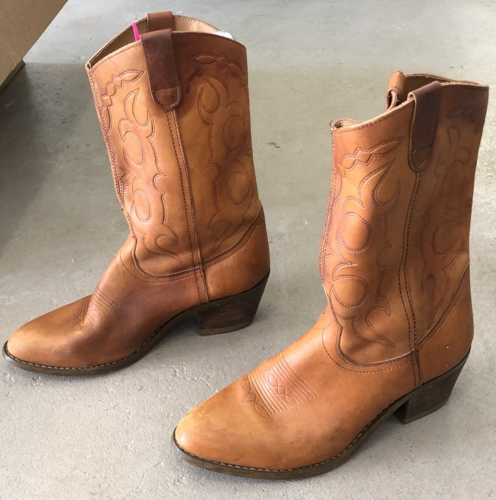 0019 Western Boots, Ladies 12 The Trainer's Loft