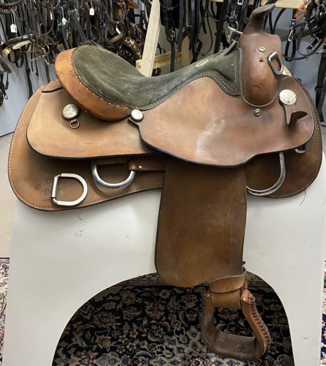 16.5 Used Rocking R Roping Saddle - A Bit of Tack