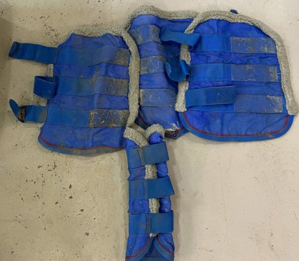 13708 Got Flies? Leg Wraps for Horses The Trainer's Loft