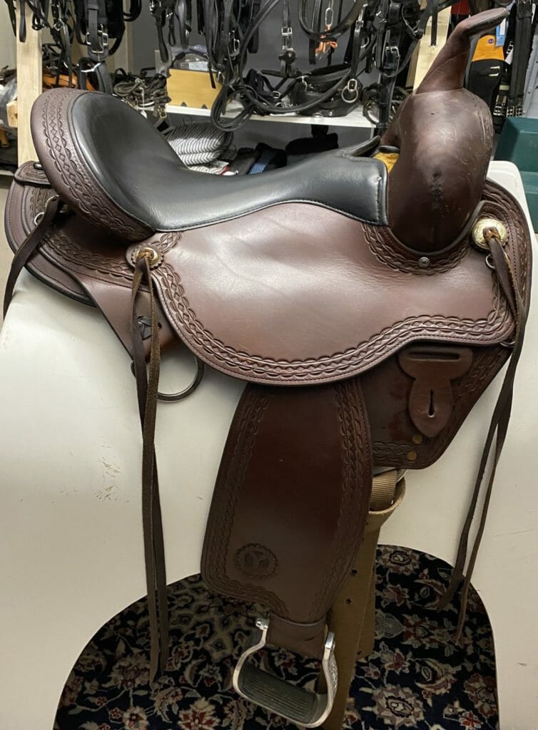 13521 Circle Y Park and Trail Flex Lite Saddle, 16" FQHB The Trainer