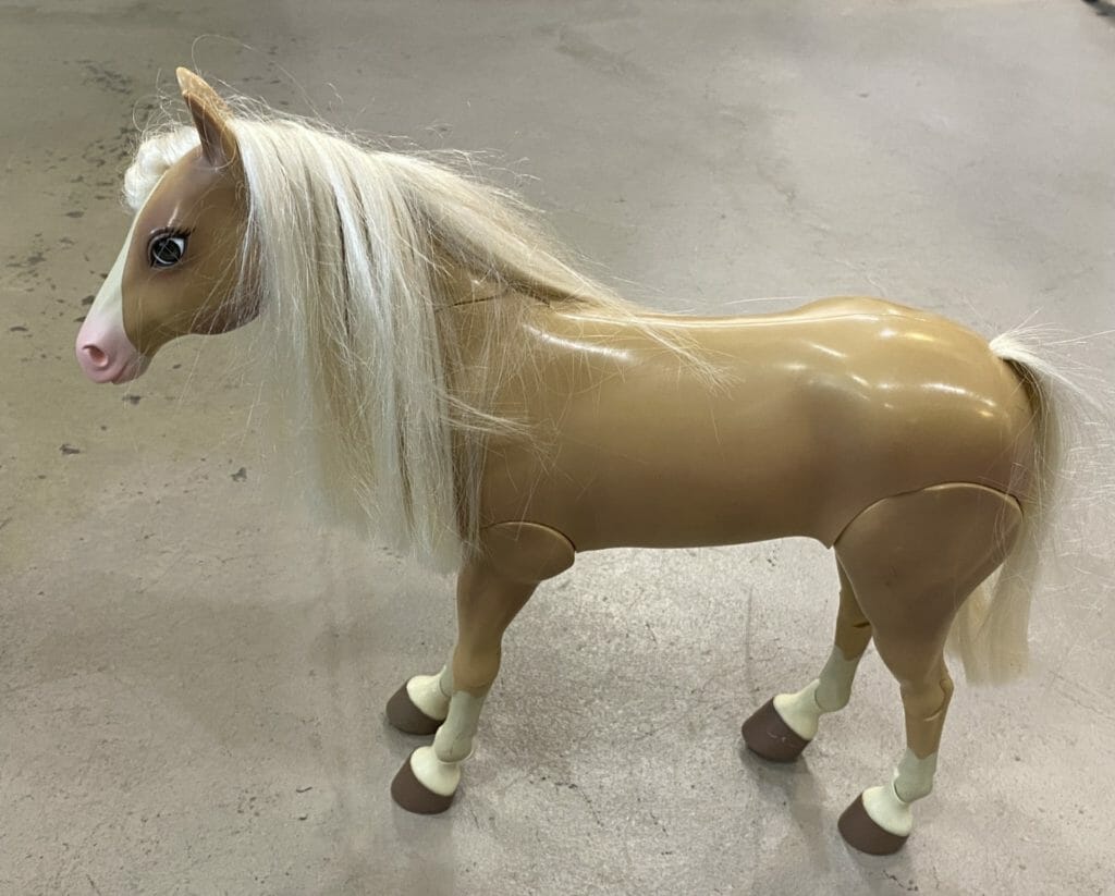 0027-8 Barbie Doll Walking Horse - The Trainer's Loft