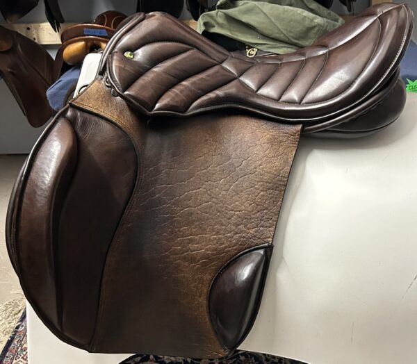 Ideal Saddlery Le Trek Saddle