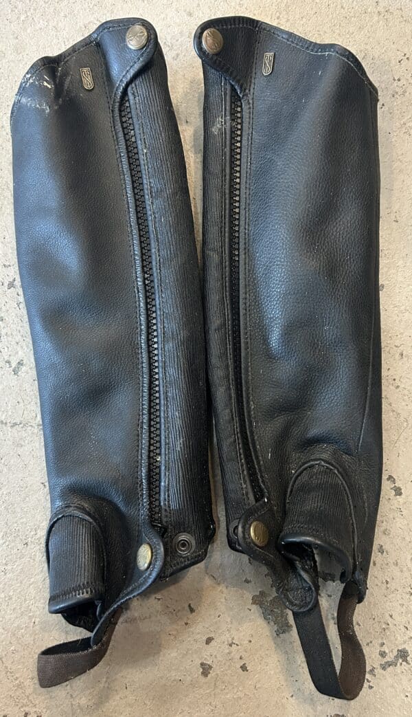 TredStep Half Chaps 