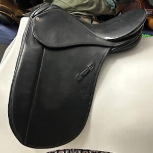 Courbette Luxor Dressage Saddle, 17", MW