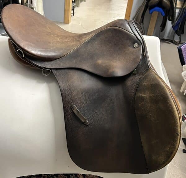 IMG_5763 Stubben Siegfried All Purpose Saddle, 17", 31cm