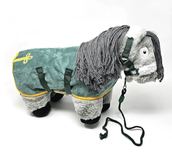 Screen Shot 2025-10-29 at 11.27.22 AM Crafty Pony Fleece Show Rug Set