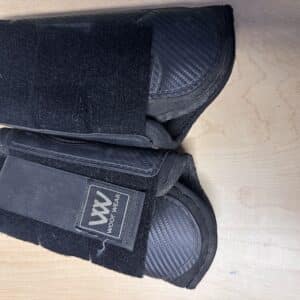 Black Woof Wear Brush Boots, Medium