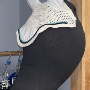 White Ear Bonnet, Full Size