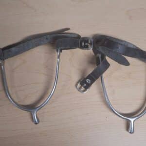 Korsteel 1 inch neck English spurs with leather strap used condition