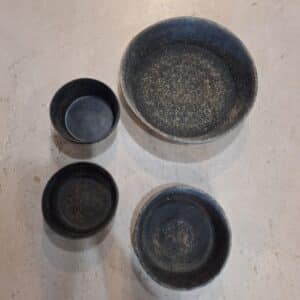 Heavy-Duty Rubber Feed Pans & Livestock Bowls, Multi -Size