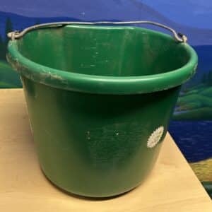 Fortiflex Flat-Back Plastic Utility Bucket, 4 Gallon